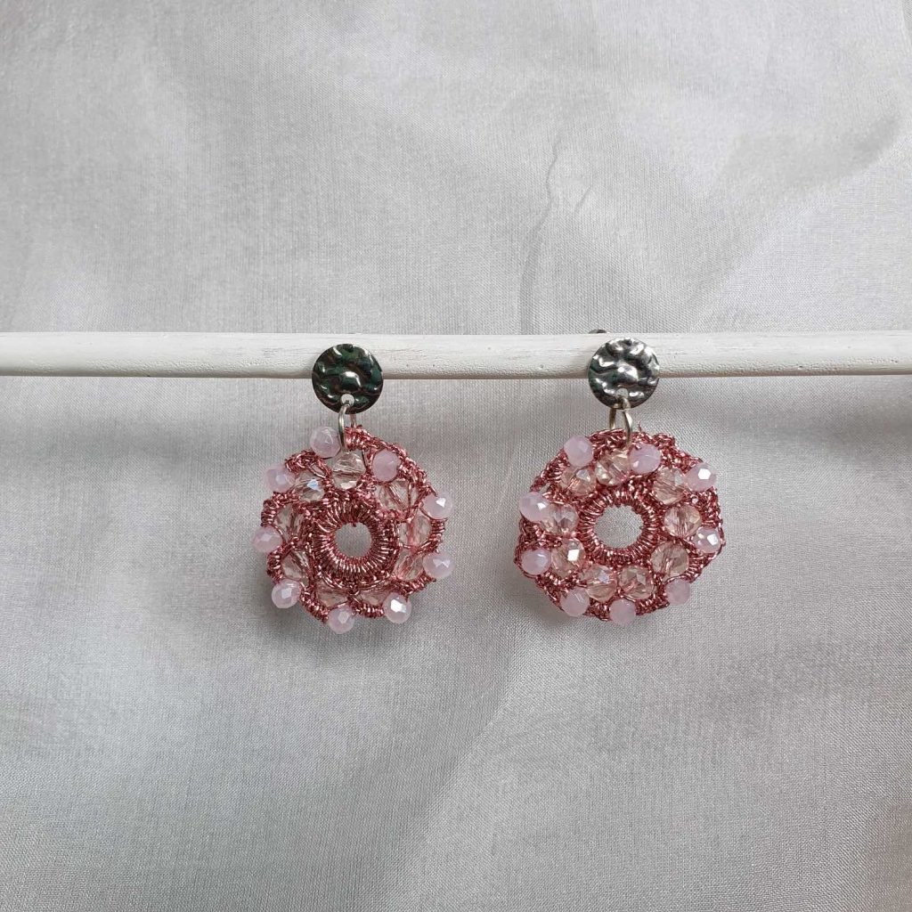 Oorbel roze