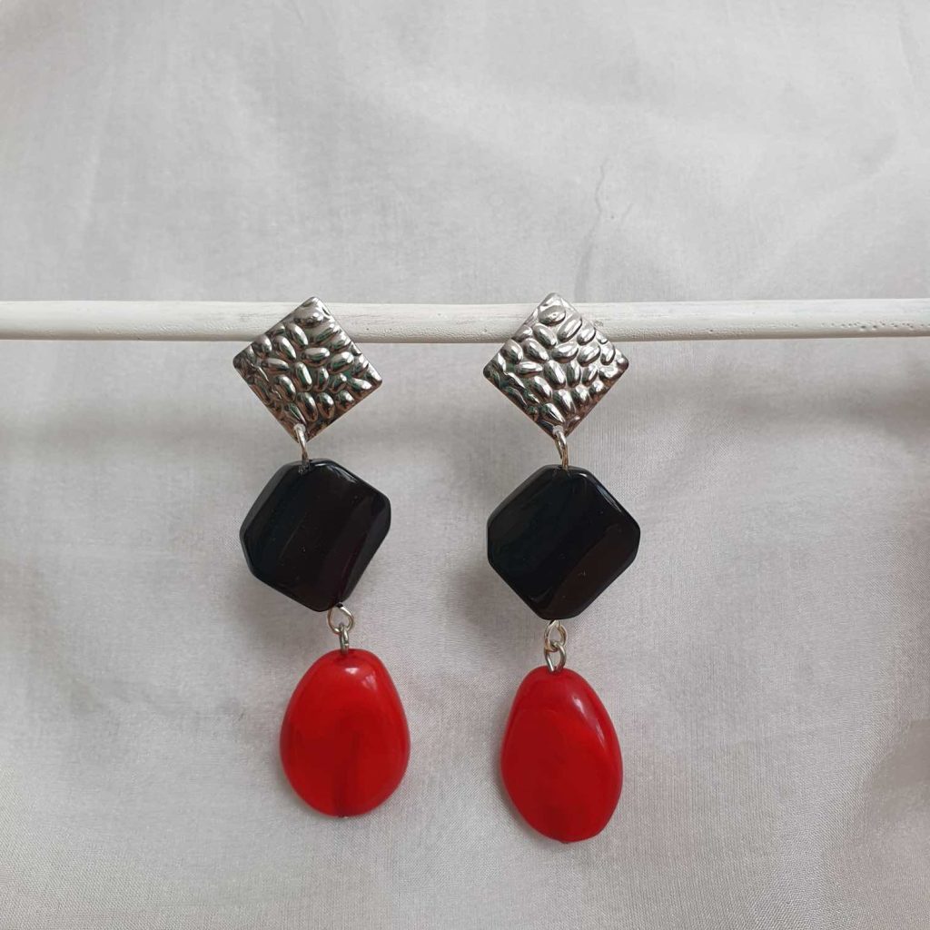 Oorbel rood/zwart